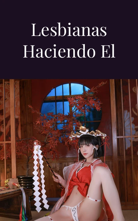 Trío de Lesbianas Haciendo el Amor Pasional